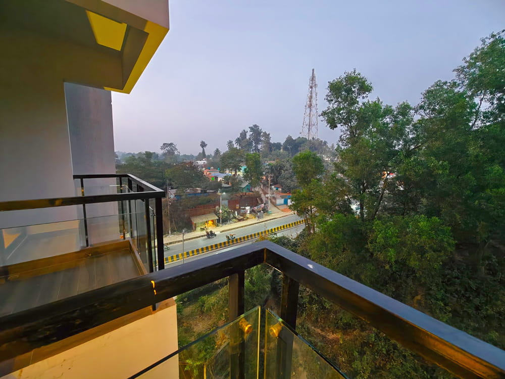 Standard Deluxe Hill View